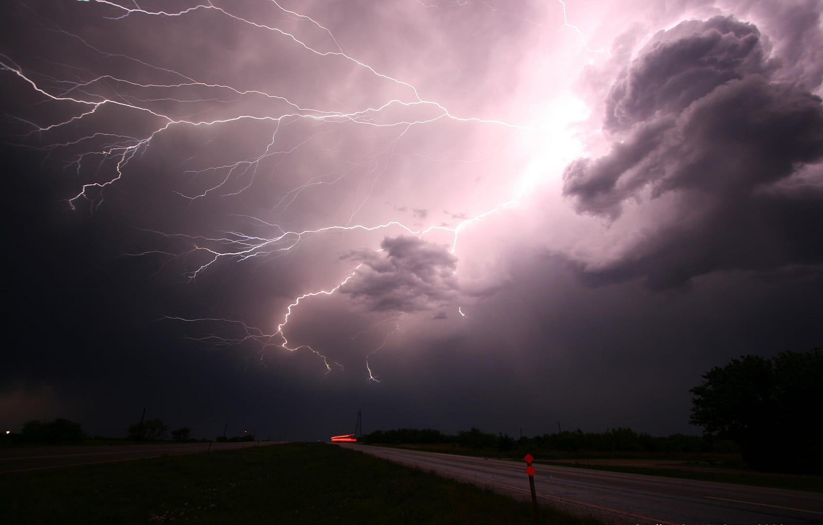 Live storm tracking